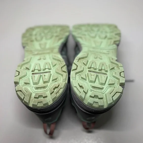 Gray Women's ASICS GEL-VENTURE 8 trail running shoes size 8.5 - Picture 9 of 10